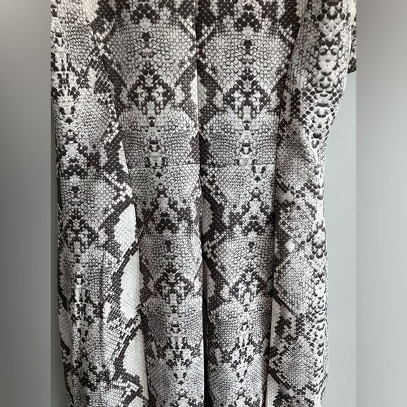 ALESSADRA BELLE Snakeskin Print Sheath Dress Size 8 NWT - Picture 7 of 11